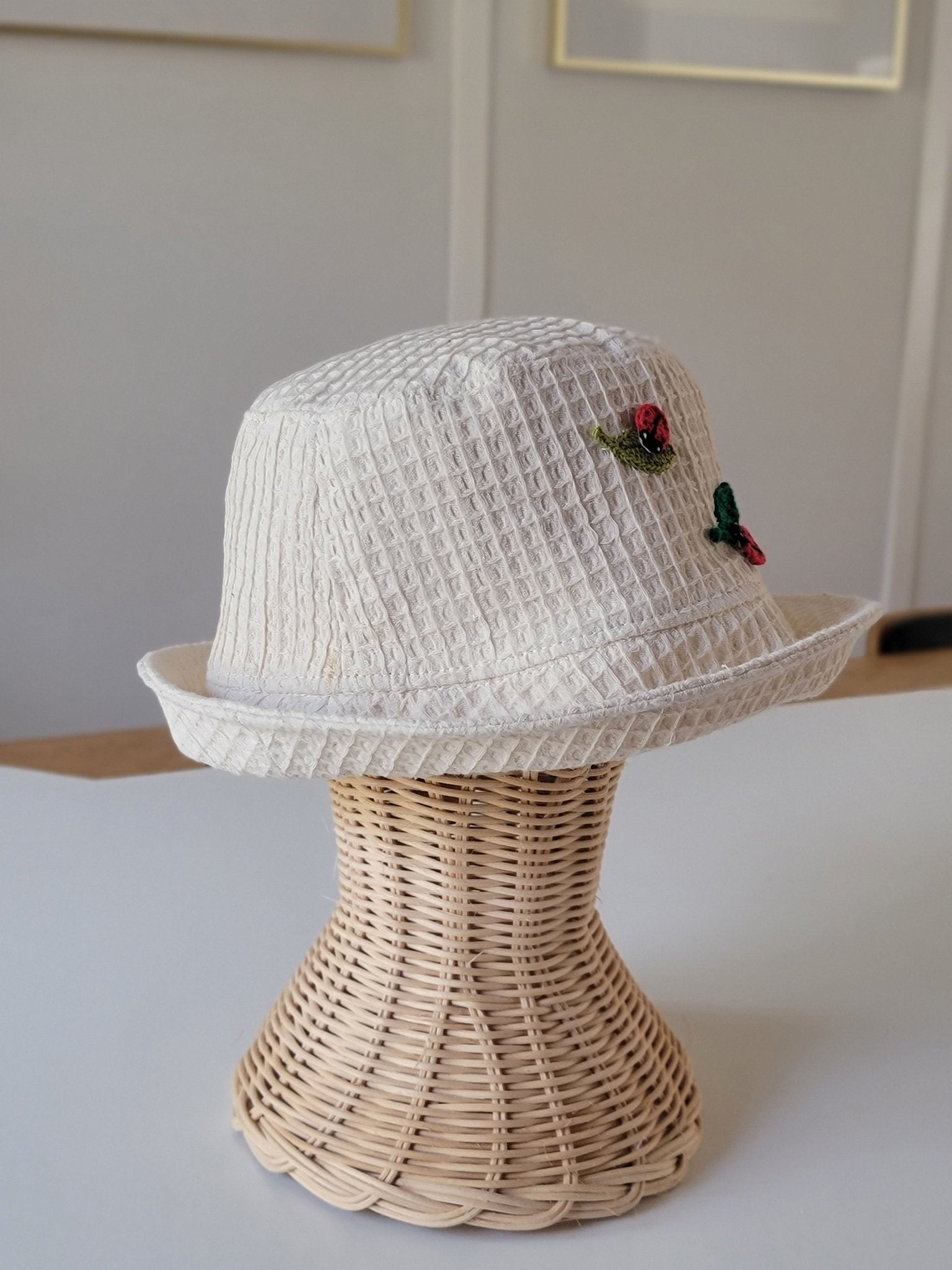 Bucket hat-Ladybugs-3
