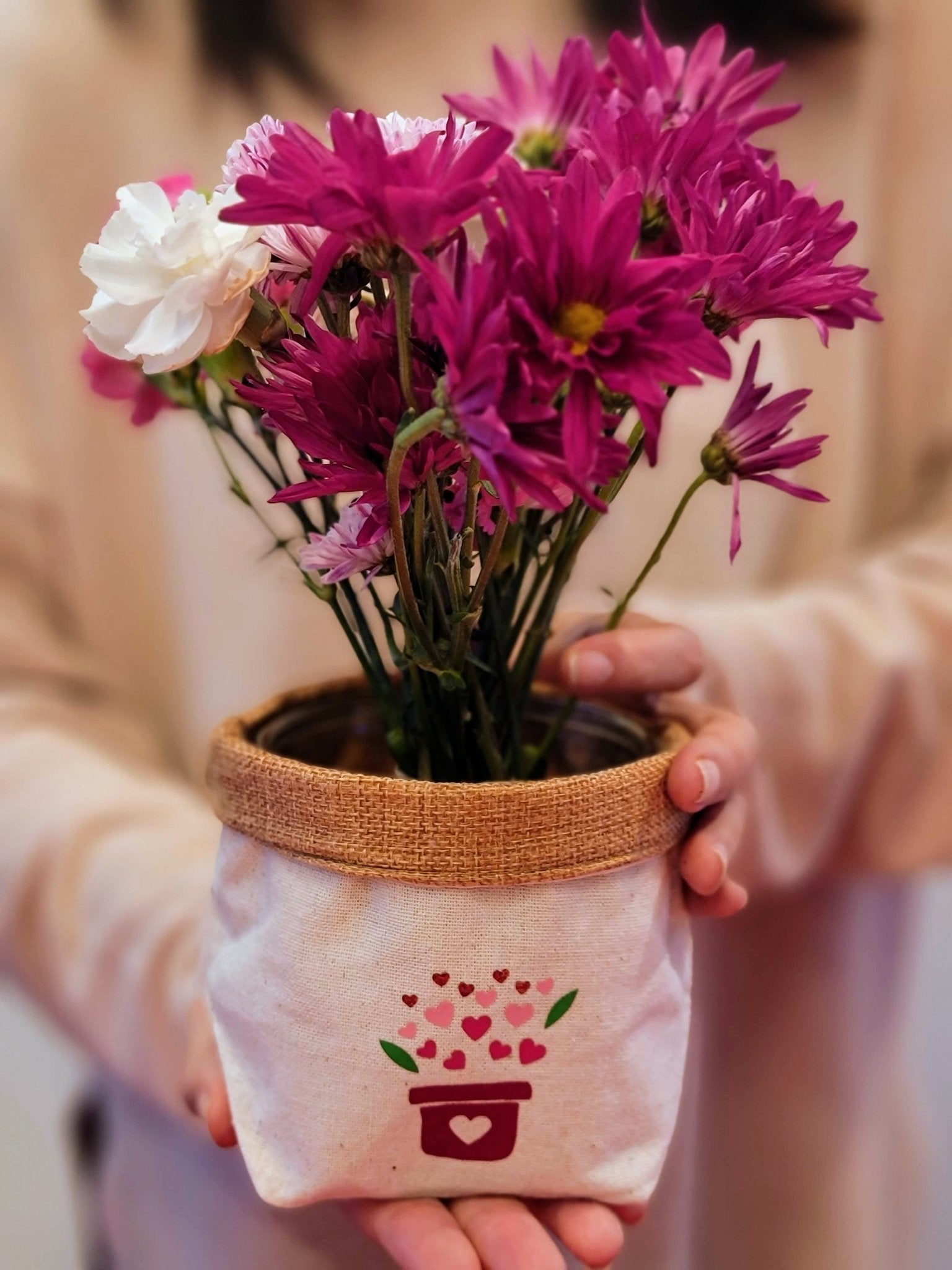 Plant Pot Cover-Love grows-3