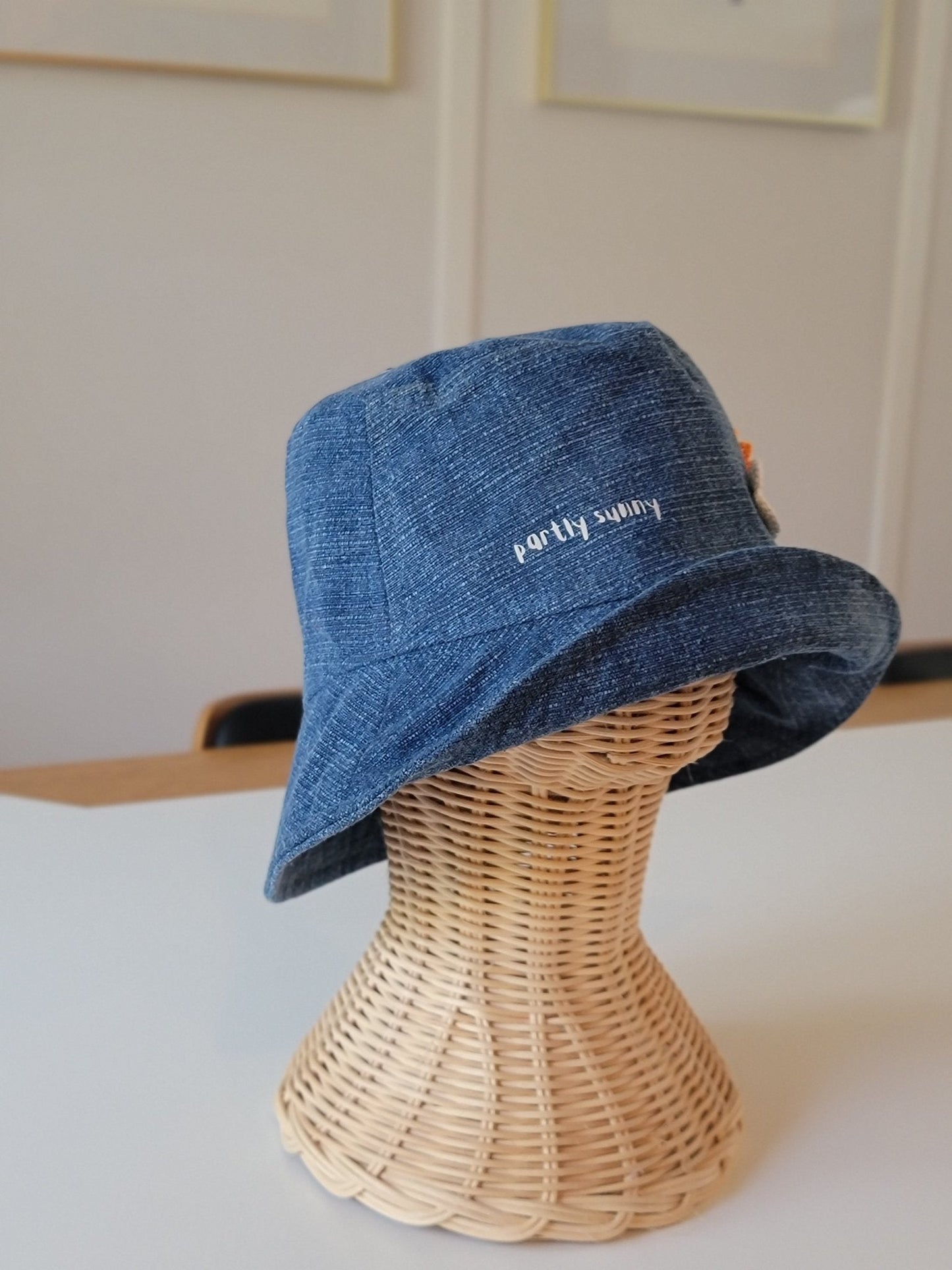 Bucket hat-Partly sunny-5